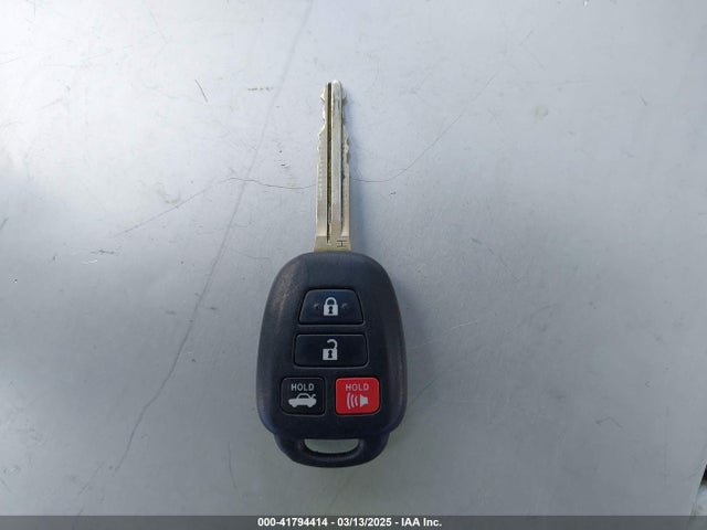 Toyota COROLLA SE 2018 5YFBURHE9JP755026 Image 11