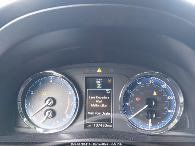 Toyota COROLLA SE 2018 5YFBURHE9JP755026 Image 7