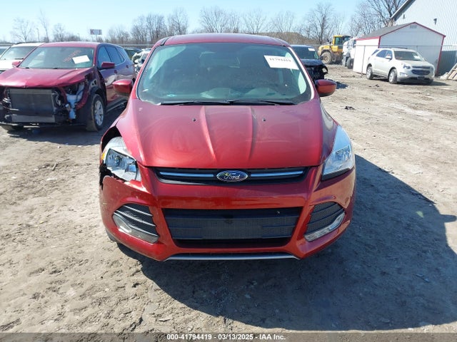 1FMCU0GXXFUB70223 Ford ESCAPE SE
