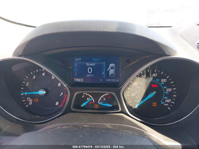 1FMCU0GXXFUB70223 Ford ESCAPE SE