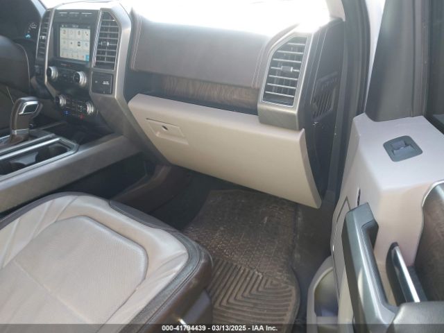 1FTEW1EG8KFC08322 Ford F-150 Limited