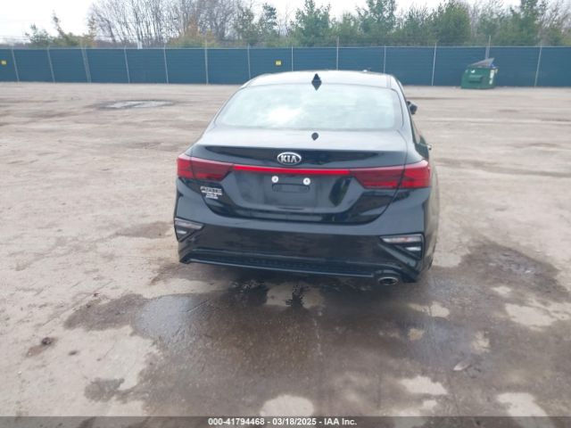 3KPF24AD3KE108278 KIA Forte Lxs