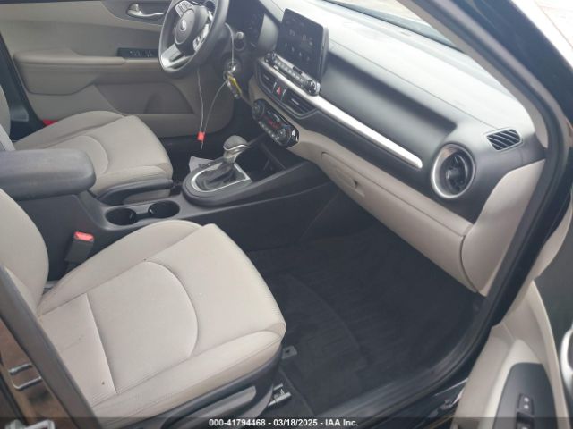 3KPF24AD3KE108278 KIA Forte Lxs