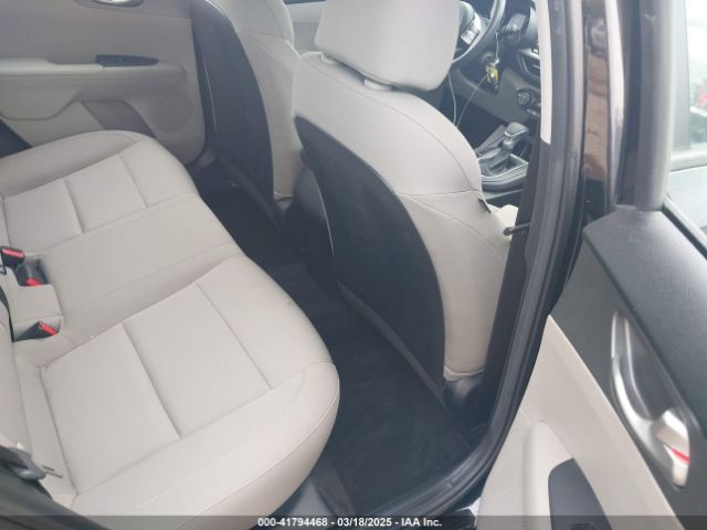 3KPF24AD3KE108278 KIA Forte Lxs