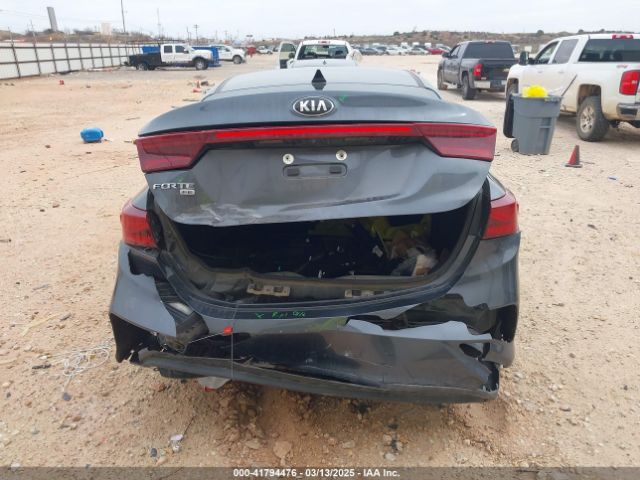 3KPF24AD2LE223116 KIA FORTE FE