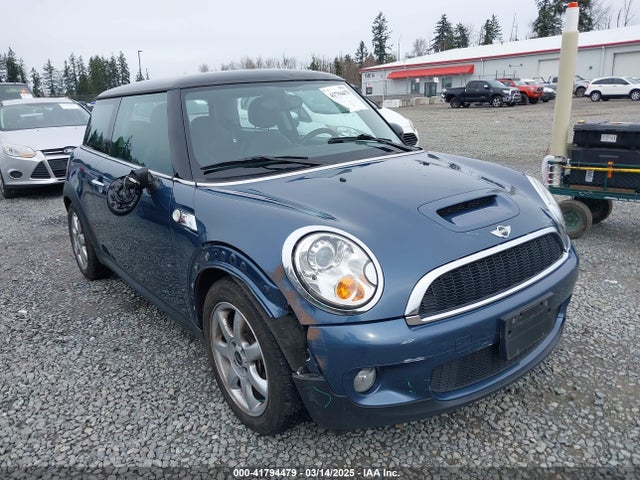 2010 MINI COOPER S WMWMF7C52ATZ73944 Photo 5