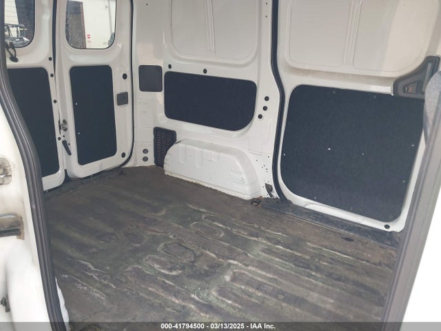3N6CM0KN4FK715632 Nissan NV200 SV