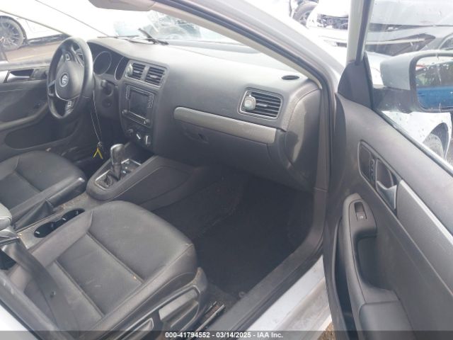 3VWDB7AJ2HM285690 Volkswagen 1.4 tsi