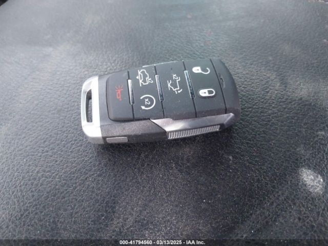 2019 RAM 1500 1C6SRFFT3KN560353 Photo 10