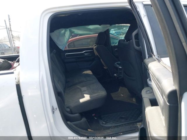 2019 RAM 1500 1C6SRFFT3KN560353 Photo 7