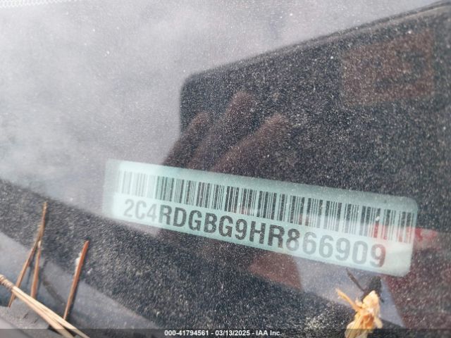 2C4RDGBG9HR866909 Dodge Grand Caravan Se
