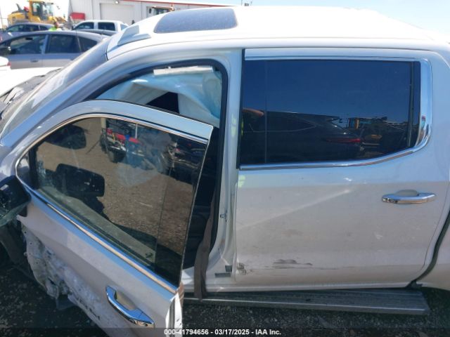 3GTUUGED3NG682482 GMC Sierra 1500 4wd  Short Box Denali