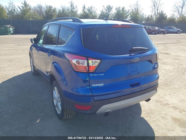 1FMCU0GD8HUD64564 Ford ESCAPE SE