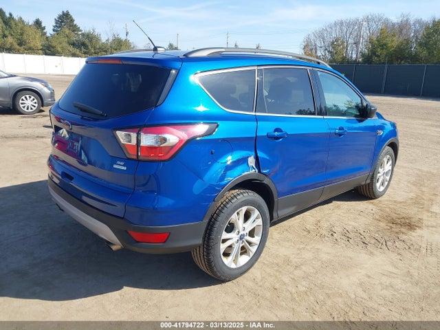 1FMCU0GD8HUD64564 Ford ESCAPE SE