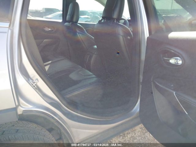 1C4PJLLB0KD419780 Jeep Cherokee Latitude Plus Fwd