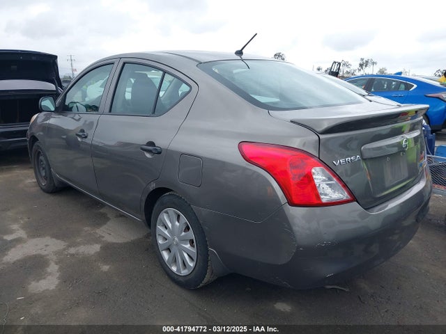 3N1CN7AP4EL839469 Nissan Versa 1.6 S+