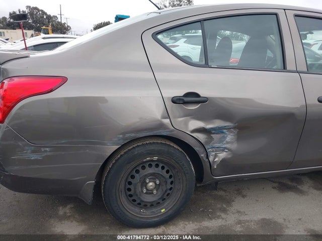 3N1CN7AP4EL839469 Nissan Versa 1.6 S+
