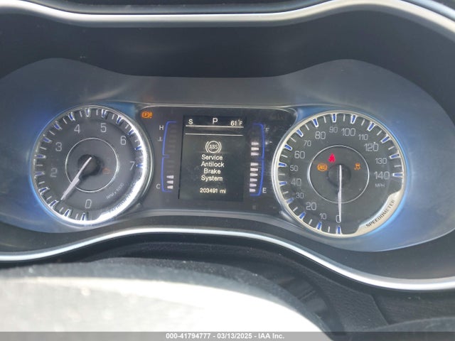 Chrysler 200 Limited 2015 1C3CCCAB4FN687666 Image 7
