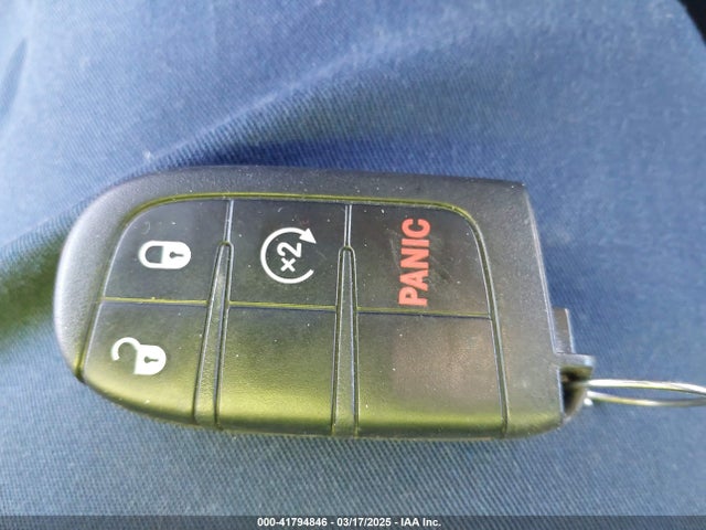 ZACCJABT0FPB62548 Jeep Renegade Latitude