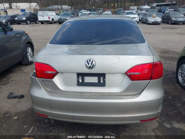 3VW2K7AJ0EM280412 Volkswagen Jetta 2.0l S