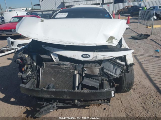 5XXGW4L22GG017084 KIA Optima Sx Turbo