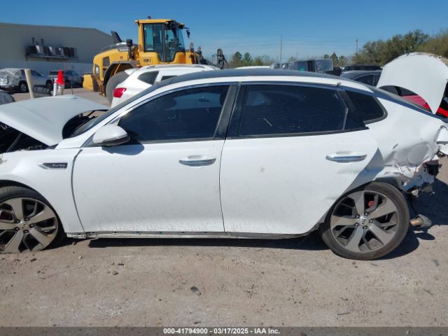 5XXGW4L22GG017084 KIA Optima Sx Turbo
