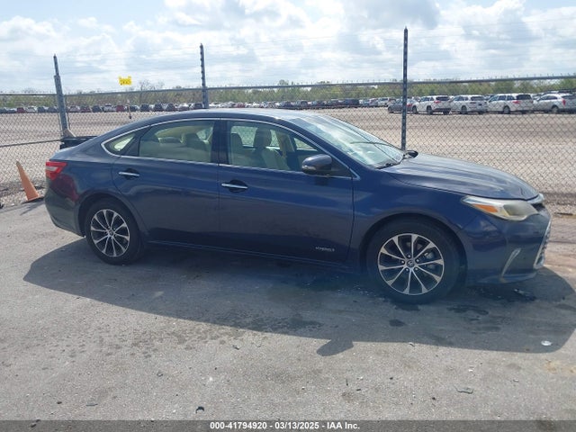 4T1BD1EB6JU059993 Toyota Avalon Hybrid Limited/xle/xle Premium