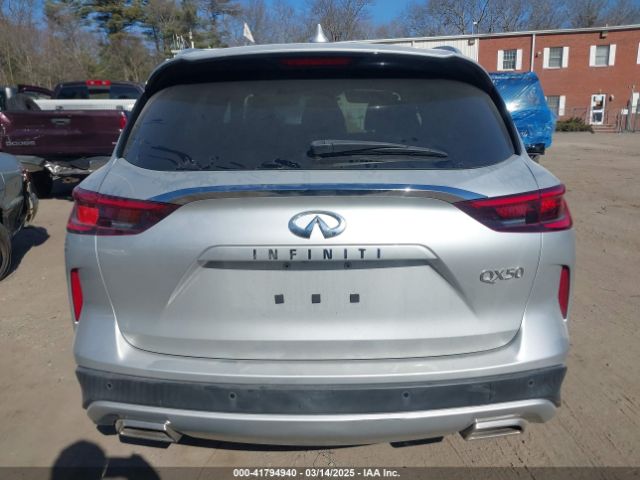 3PCAJ5M18KF102894 Infiniti Qx50 Essential