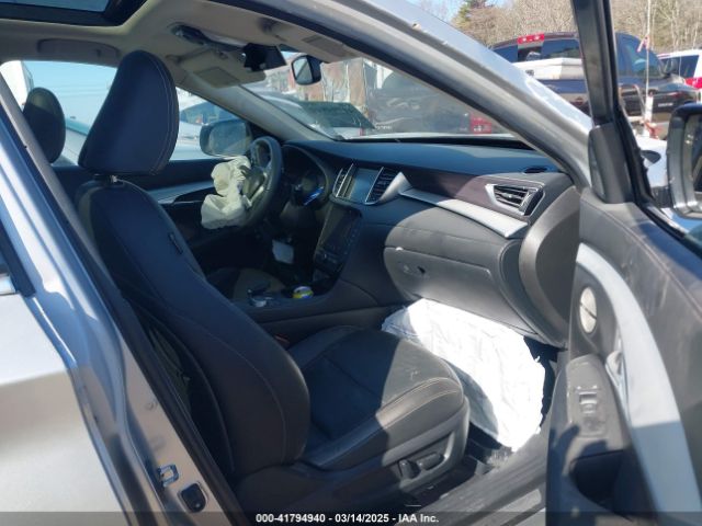 3PCAJ5M18KF102894 Infiniti Qx50 Essential