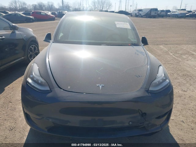 5YJYGDEEXMF063351 Tesla 2021