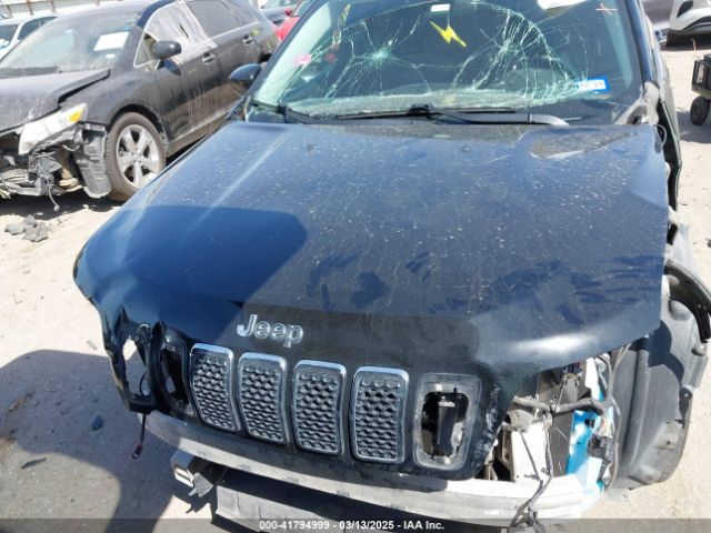 1C4PJLLB0KD358852 Jeep Cherokee Latitude Plus Fwd
