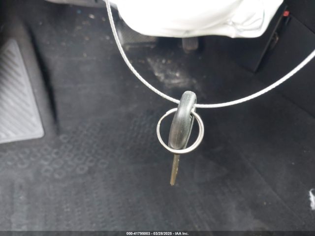 5YFEPMAEXMP160661 Toyota COROLLA LE