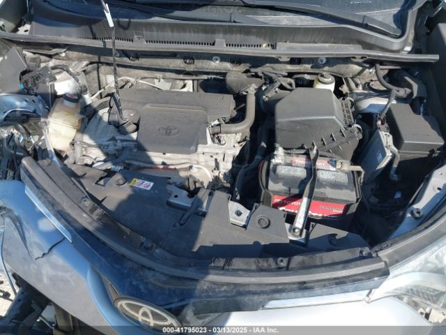 JTMRFREV5JJ234239 Toyota Rav4 Xle