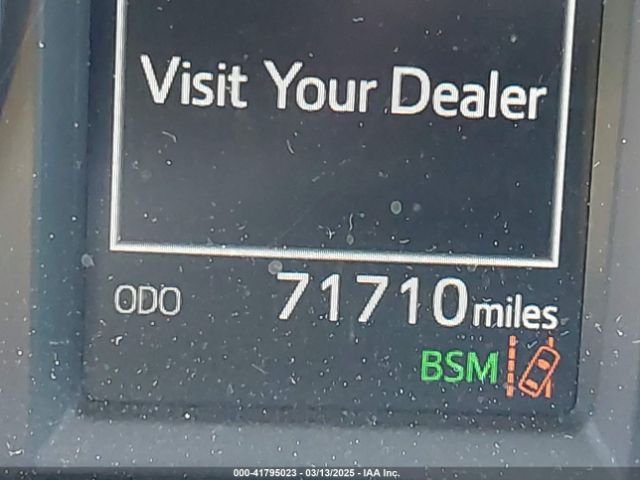 JTMRFREV5JJ234239 Toyota Rav4 Xle