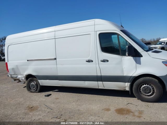 W1Y40CHY2MT062027 Mercedes-Benz Sprinter 2500 High Roof I4