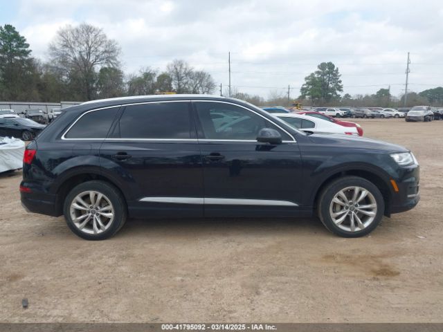 WA1AHAF73HD038571 Audi Q7 2.0t Premium