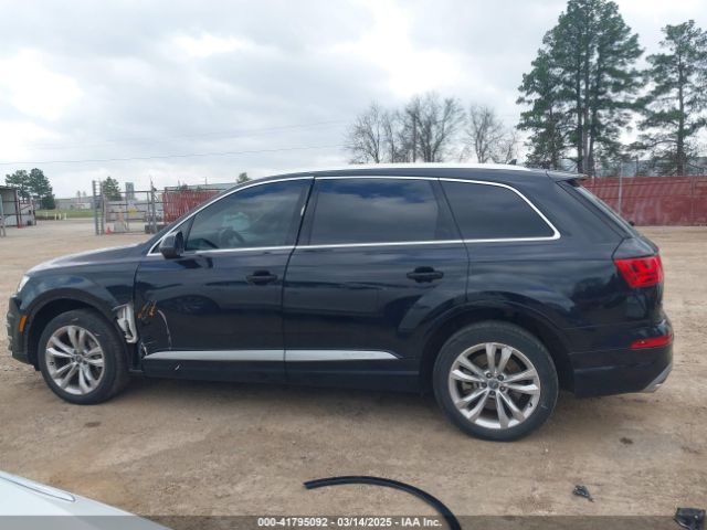 WA1AHAF73HD038571 Audi Q7 2.0t Premium