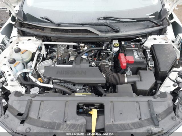 5N1BT3AA2RC730153 Nissan Rogue S Fwd