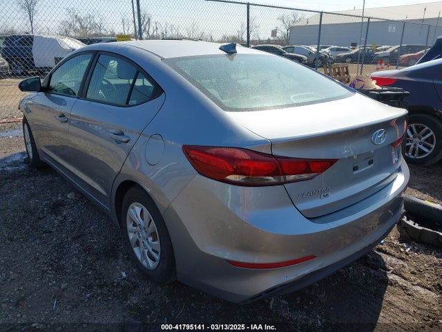 5NPD74LF1HH037352 Hyundai ELANTRA SE