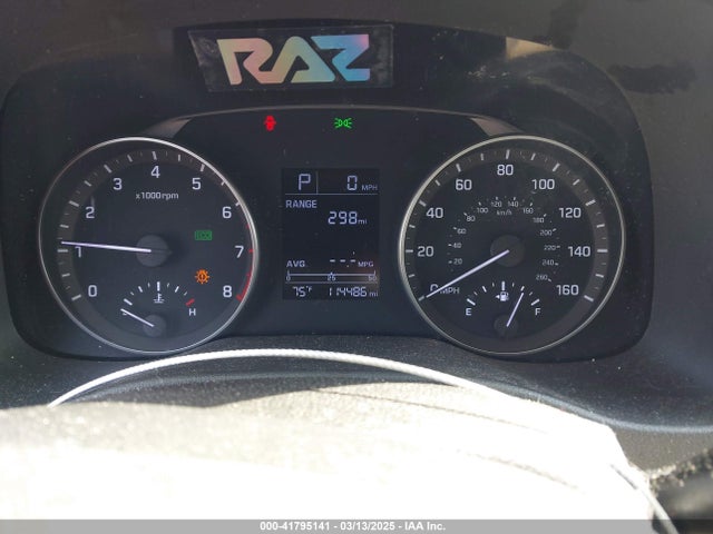 5NPD74LF1HH037352 Hyundai ELANTRA SE