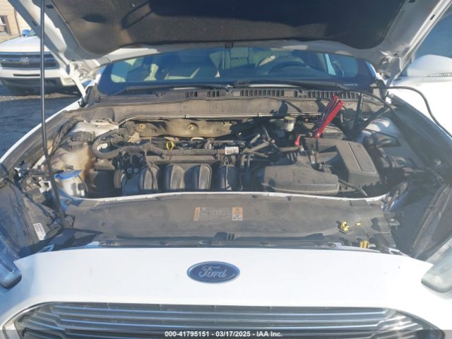 1FA6P0H73E5367563 Ford FUSION SE
