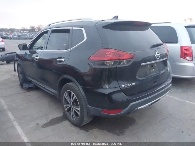 5N1AT2MT2JC809572 Nissan Rogue Sl