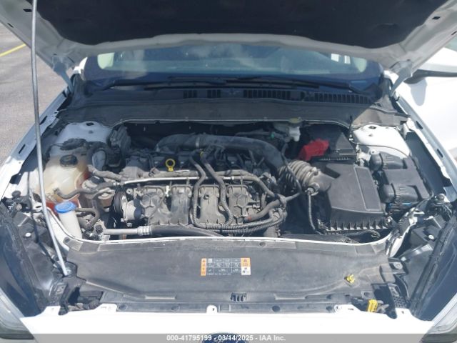 3FA6P0T90LR150796 Ford FUSION SE