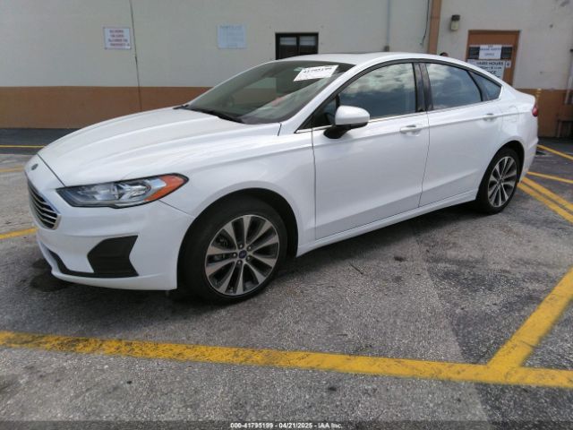 3FA6P0T90LR150796 Ford FUSION SE