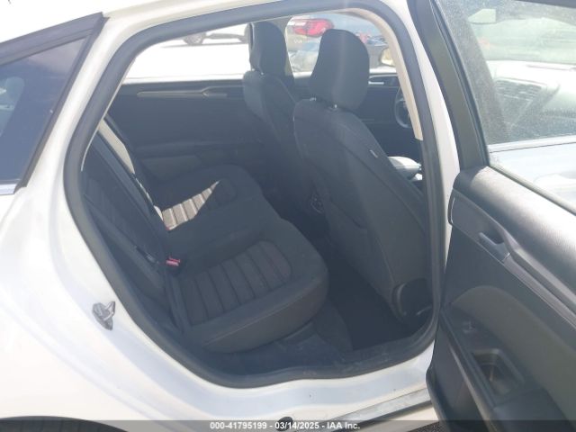 3FA6P0T90LR150796 Ford FUSION SE