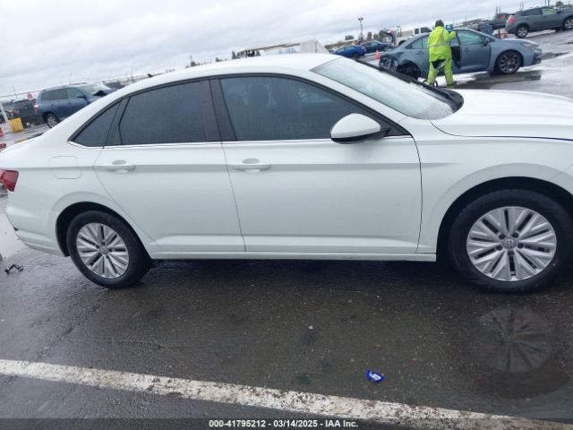 3VWC57BU2KM087081 Volkswagen Jetta 1.4t R-line/1.4t S/1.4t Se