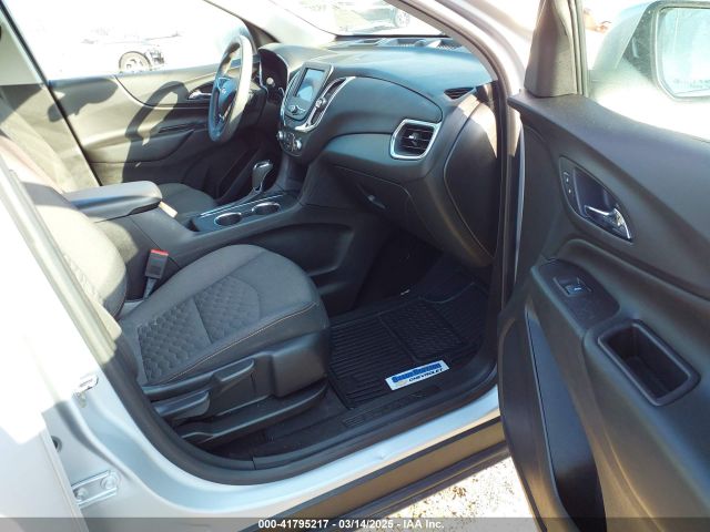 2GNAXTEV8M6140856 Chevrolet Equinox Awd 2fl