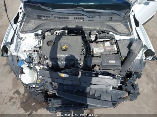 2019 HYUNDAI KONA KM8K1CAA0KU281755 Photo 9