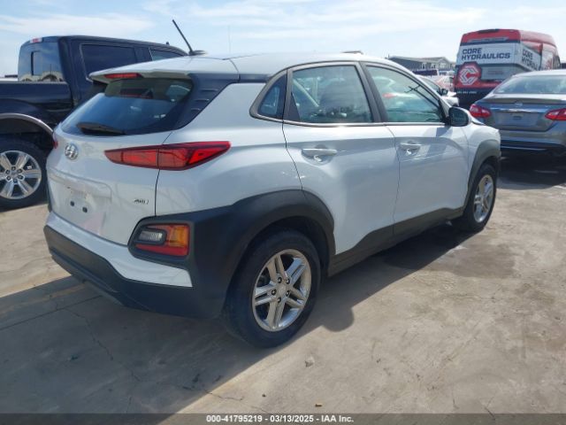 2019 HYUNDAI KONA KM8K1CAA0KU281755 Photo 3