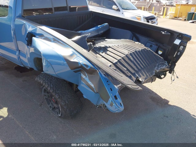 5TFRZ5CN4KX082052 Toyota Tacoma Sr5 V6